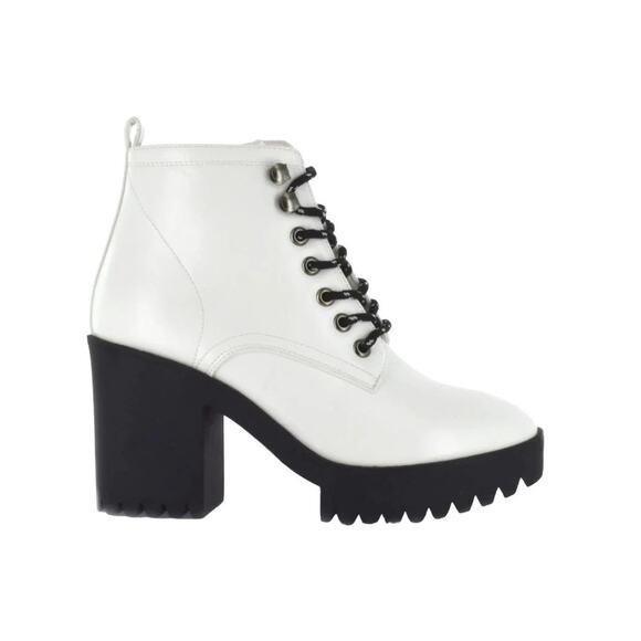 NIB! Seven7 Footwear Off White Flatiron Platform Ankle Boot - Size 9 - Picture 1 of 9